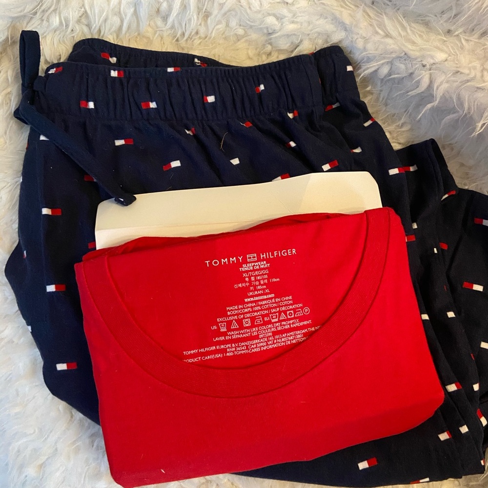 Men’s Matching top and bottom night wear